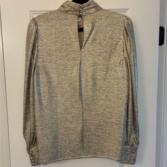 ANTHROPOLOGIE SUNDAY IN BROOKLYN Long Sleeve Metallic Top Women’s Size Medium - Picture 2 of 7